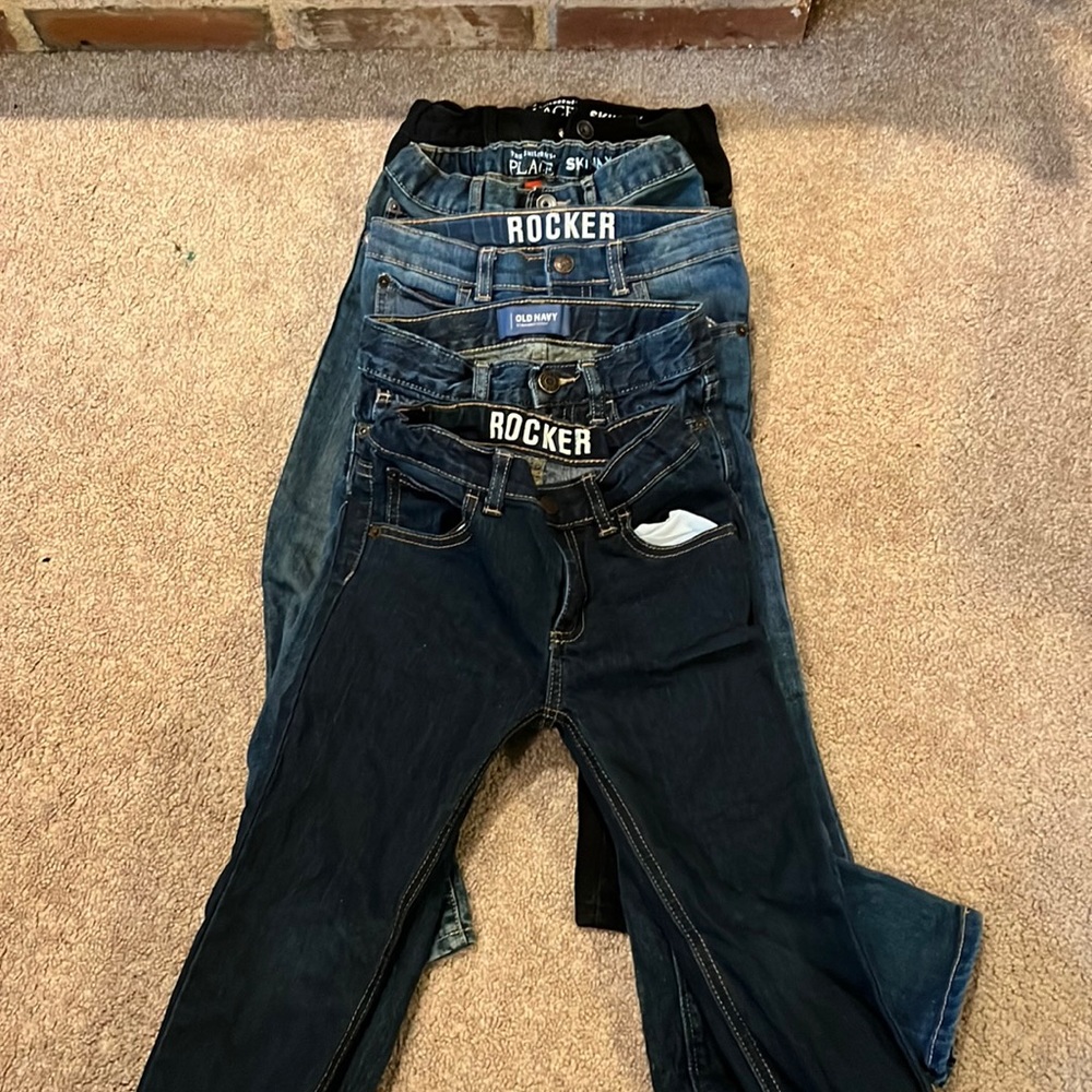Like new boys 5t jeans skinny/rocker/straight fit